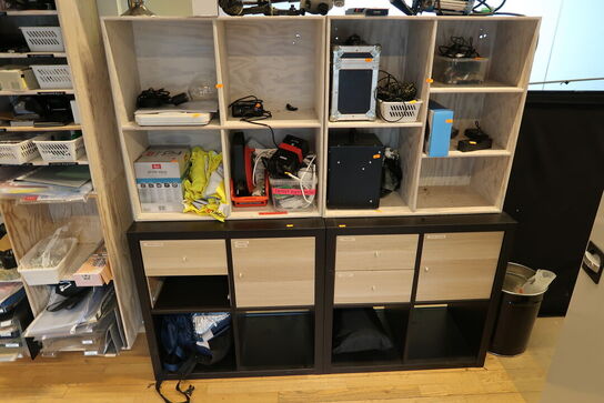 4 stk. reoler/skabe uden indhold