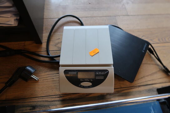 Skærebord DAHLE samt vægt