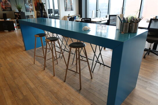 Barbord med 8 stk. barstole