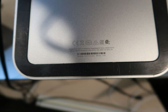 Computer APPLE iMac A2116 med tastatur APPLE A1243