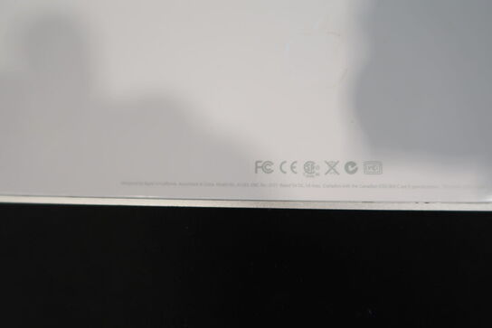 Computer APPLE iMac A2116 med tastatur APPLE A1243