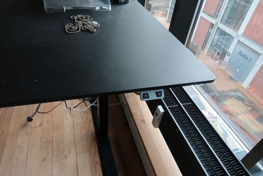 El. hæve/sænke skrivebord