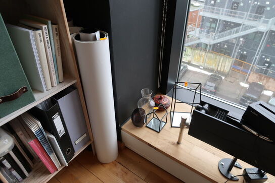 Div. Vaser, pyntegenstande samt papirruller