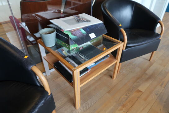 2 stk. lænestole samt sofabord uden indhold