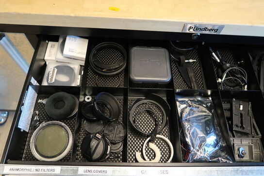 Værktøjsvogn med div. Værktøj og elektronik m.m.