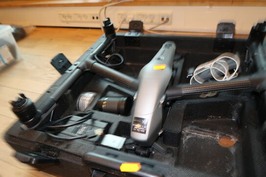 Drone DJI Inspire 2 T650A med div. Objektiver, tilbehør, kasse m.m.