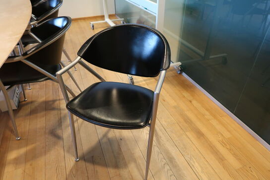 Mødebord med 9 stk. mødestole