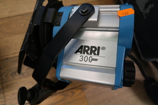 3 stk. spots ARRI 300 Plus m.fl.