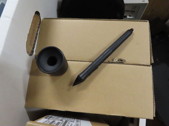 Hel palle med overskud fra IT-afdeling (se beskrivelse) Kan ikke sendes!