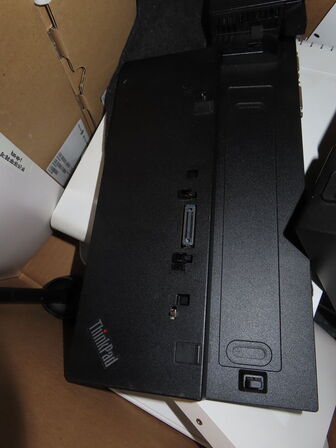 Hel palle med overskud fra IT-afdeling (se beskrivelse) Kan ikke sendes!