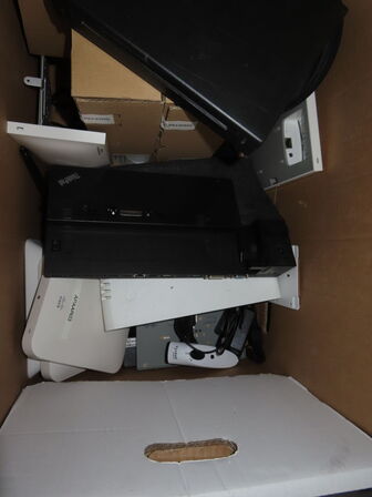 Hel palle med overskud fra IT-afdeling (se beskrivelse) Kan ikke sendes!