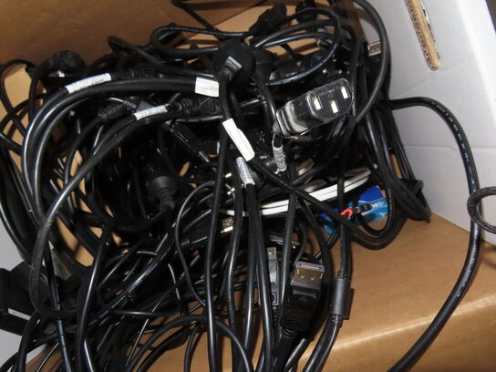 Hel palle med overskud fra IT-afdeling (se beskrivelse) Kan ikke sendes!