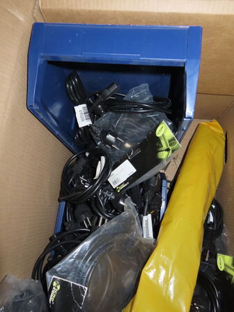 Hel palle med overskud fra IT-afdeling (se beskrivelse) Kan ikke sendes!