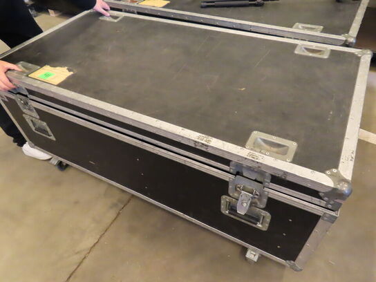 1x Robert Juliat MSR 2500 FJ ARAMIS HMI 2500
