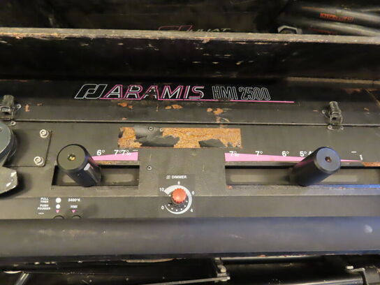 1x Robert Juliat MSR 2500 FJ ARAMIS HMI 2500