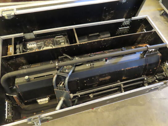 1x Robert Juliat MSR 2500 FJ ARAMIS HMI 2500
