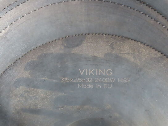 Palle med indhold af klinger, svejselanger mv.