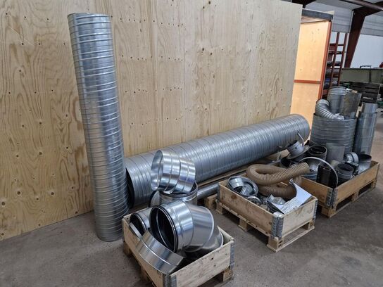 Diverse Lindab ventillations rør m.m.