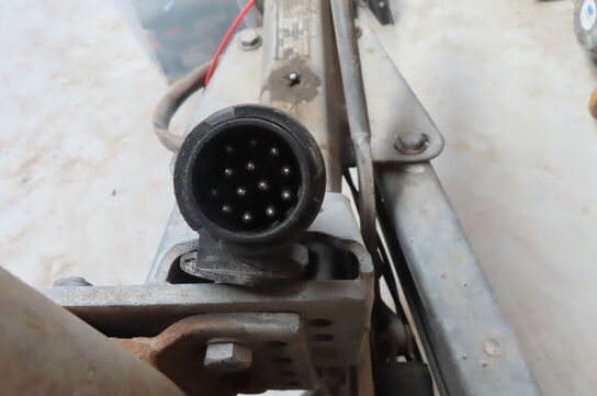 Trailer med indhold VARIANT PRO-LINE