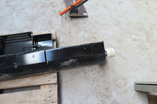 Afretter til gravemaskine inkl. Sidestykker DINSKOVL