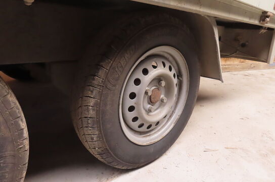 Trailer med indhold VARIANT PRO-LINE