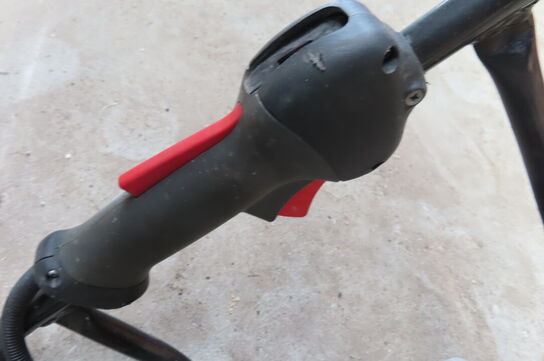 Pæleboremaskine MAKITA BBA520