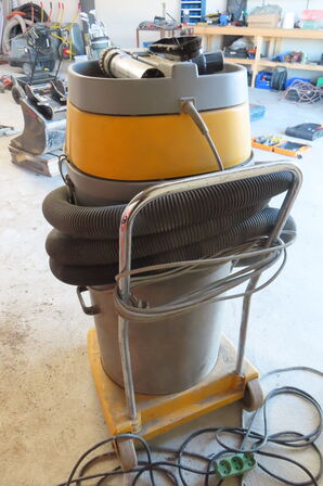 Våd-/tørstøvsuger GHIBLI AS 59