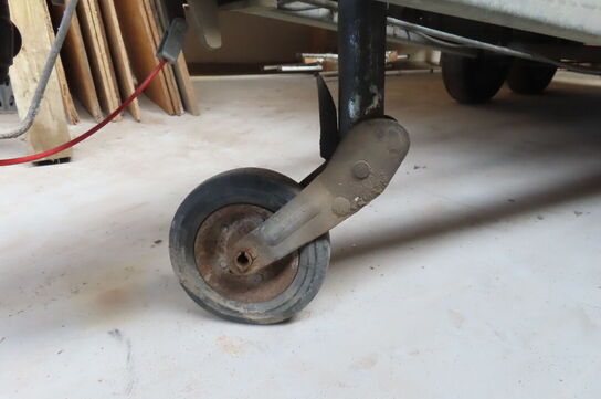 Trailer med indhold VARIANT PRO-LINE