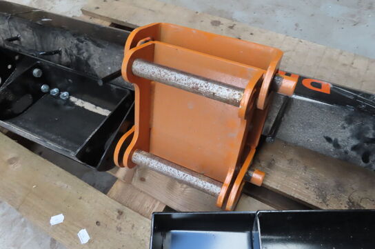 Afretter til gravemaskine inkl. Sidestykker DINSKOVL