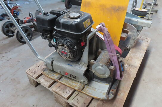 Pladevibrator og en vulkaniseringsplade SWEPAC F 82