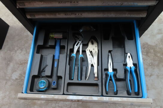 Værktøjsvogn med indhold