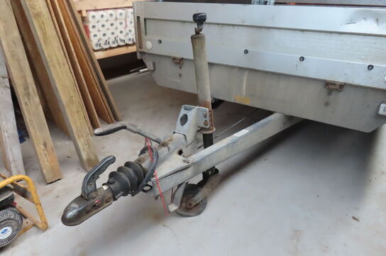 Trailer med indhold VARIANT PRO-LINE