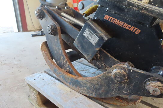 Graveskovl JST og grab INTERMERCATO