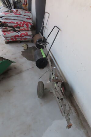 Flisevogn og 2 stk havetromler