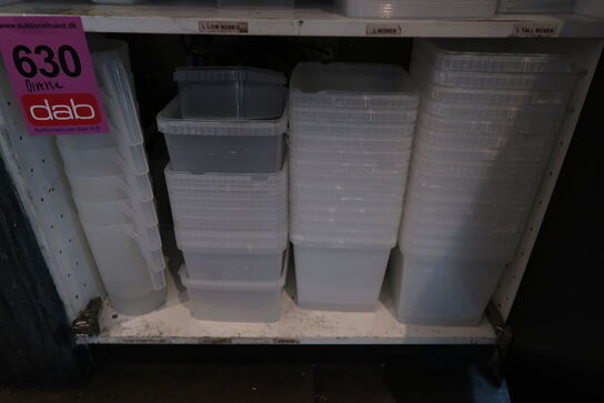 Diverse plast bøtter m.m. 