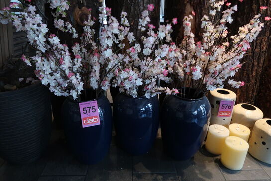 3 stk. Vaser med kunstige blomster 