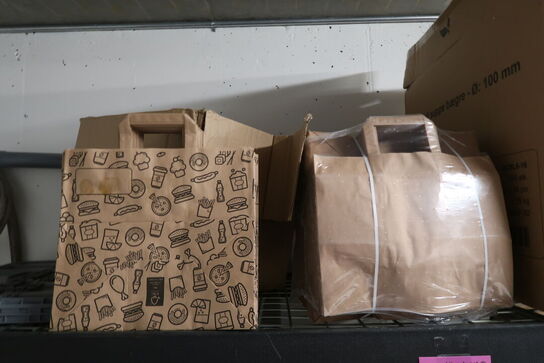 Stort parti emballage - tøm 2 hylder 