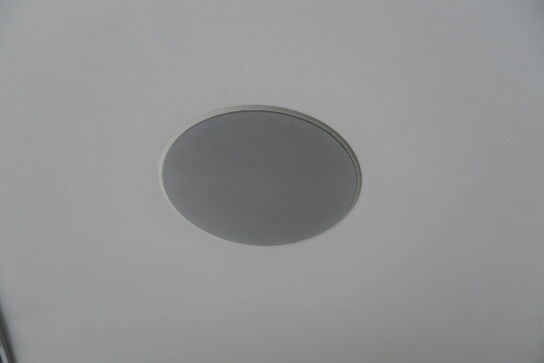 Musikanlæg, IPad samt 5 stk. Bowers & Wilkins højtalere