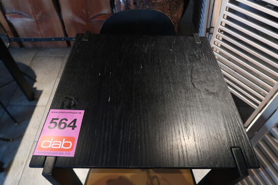 Henning Larsen design bord med 2 stole