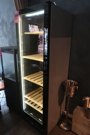 Vinkøleskab, Vestfrost FZ 414 W 