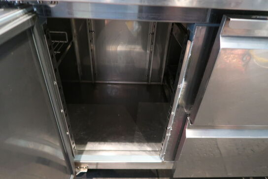 Kølebord med 4 døre og bagkant - Tefcold CK7410 - 533 liter