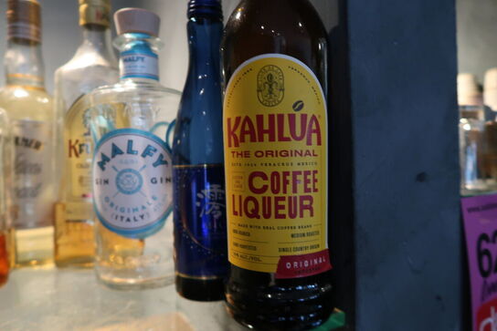 10 fl. Ass. Alkohol - I ANBRUD