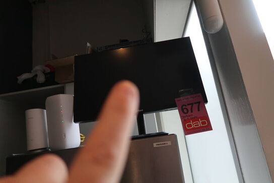 Alhua skærm + 6 stk. Overvågningskameraer