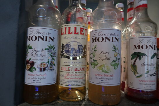 17 fl. Ass. Alkohol - I ANBRUD