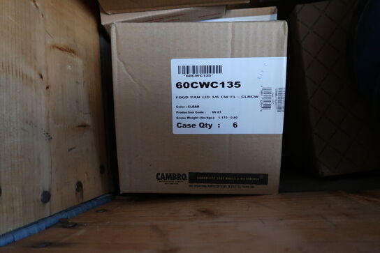 Palle med div. Køkkenservice, bestik ETERNUM, tallerkner, fade m.m.