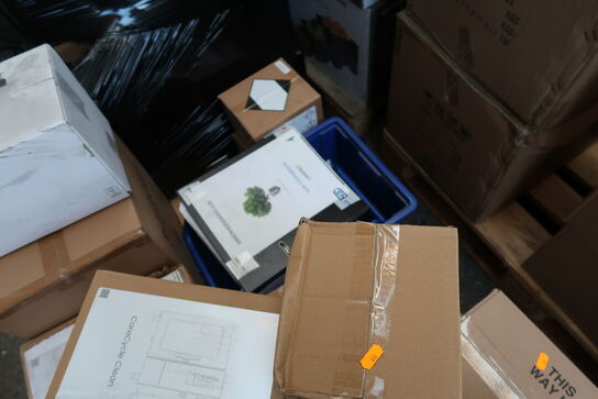 Palle med div. Rengøringsmidler m.m. UNOX, MERRYCHEF m.fl.