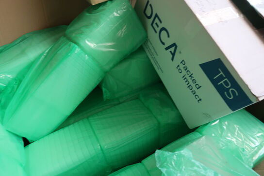 Palle med condibøtter og låg