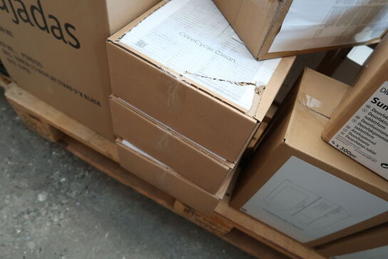 Palle med div. Rengøringsmidler m.m. UNOX, MERRYCHEF m.fl.