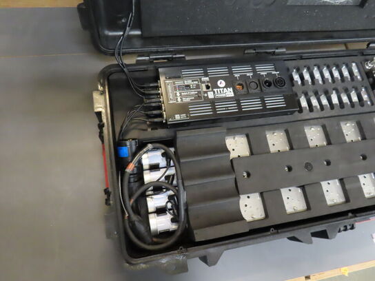 Lys - ASTERA TITAN TUBES (8 stk) I Case