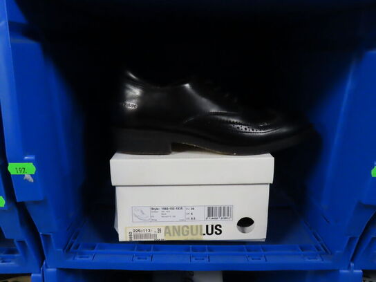 Sko - ANGULUS - Str. 39